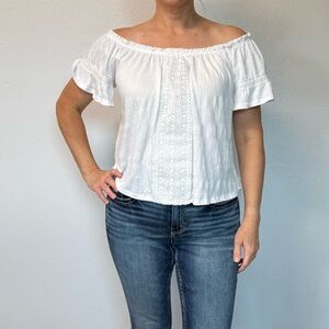 Arizona Jean Company White Flutter Sleeve Blouse